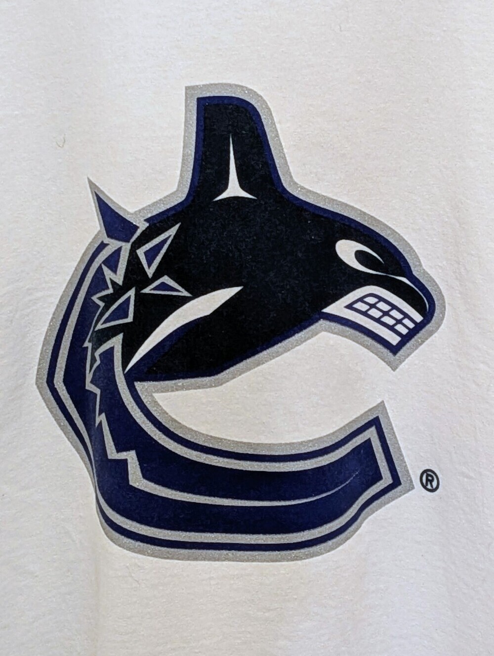 Three EUC Vancouver Canucks x DP World Logistics XL Orca Logo Tee Shirts - Picture 2 of 5